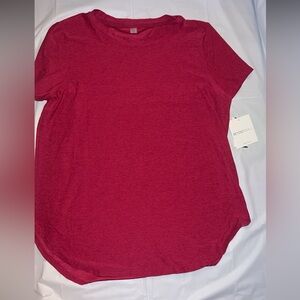 Women’s BNWT Beyond Yoga Size M Shirt
